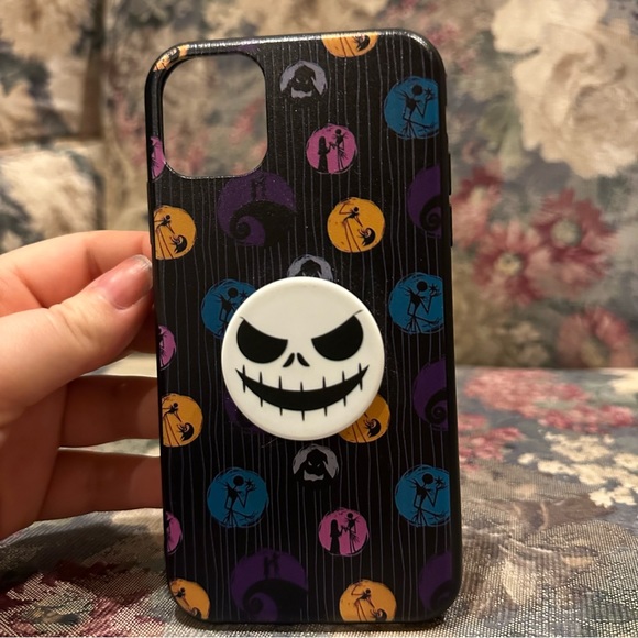 Disney Nightmare Before Christmas IPhone 11 Case + Pop Socket - Picture 1 of 3